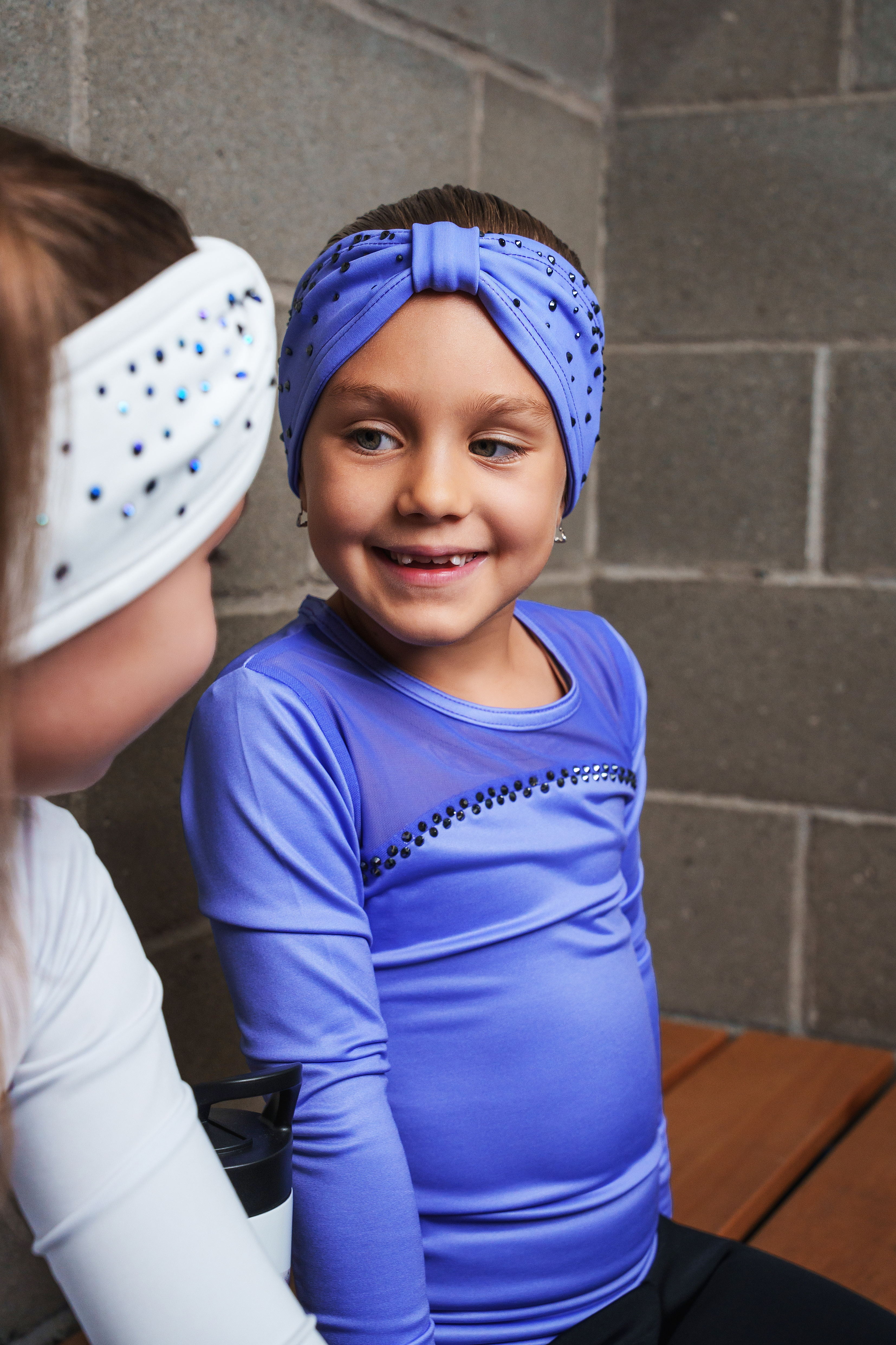 Čelenka termo, fialová s uzlikem, kamínky